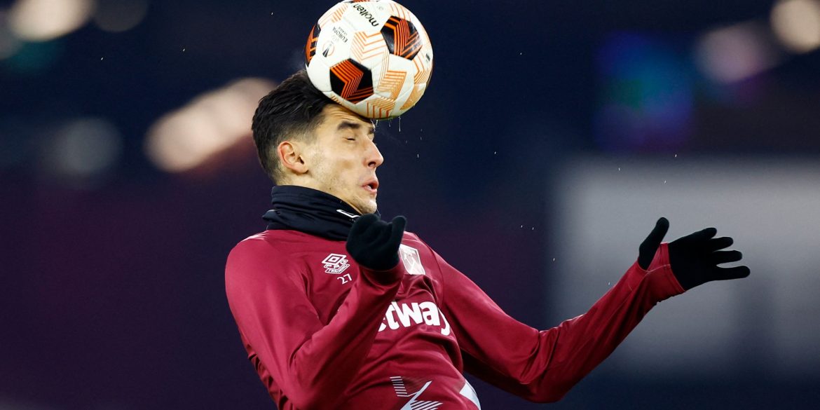 West Ham are being rinsed by 5 ft 9 flop who earns 3x more than Aguerd