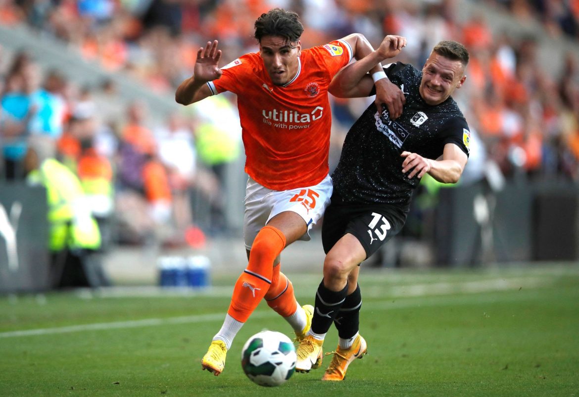 Wolves must unleash Theo Corbeanu