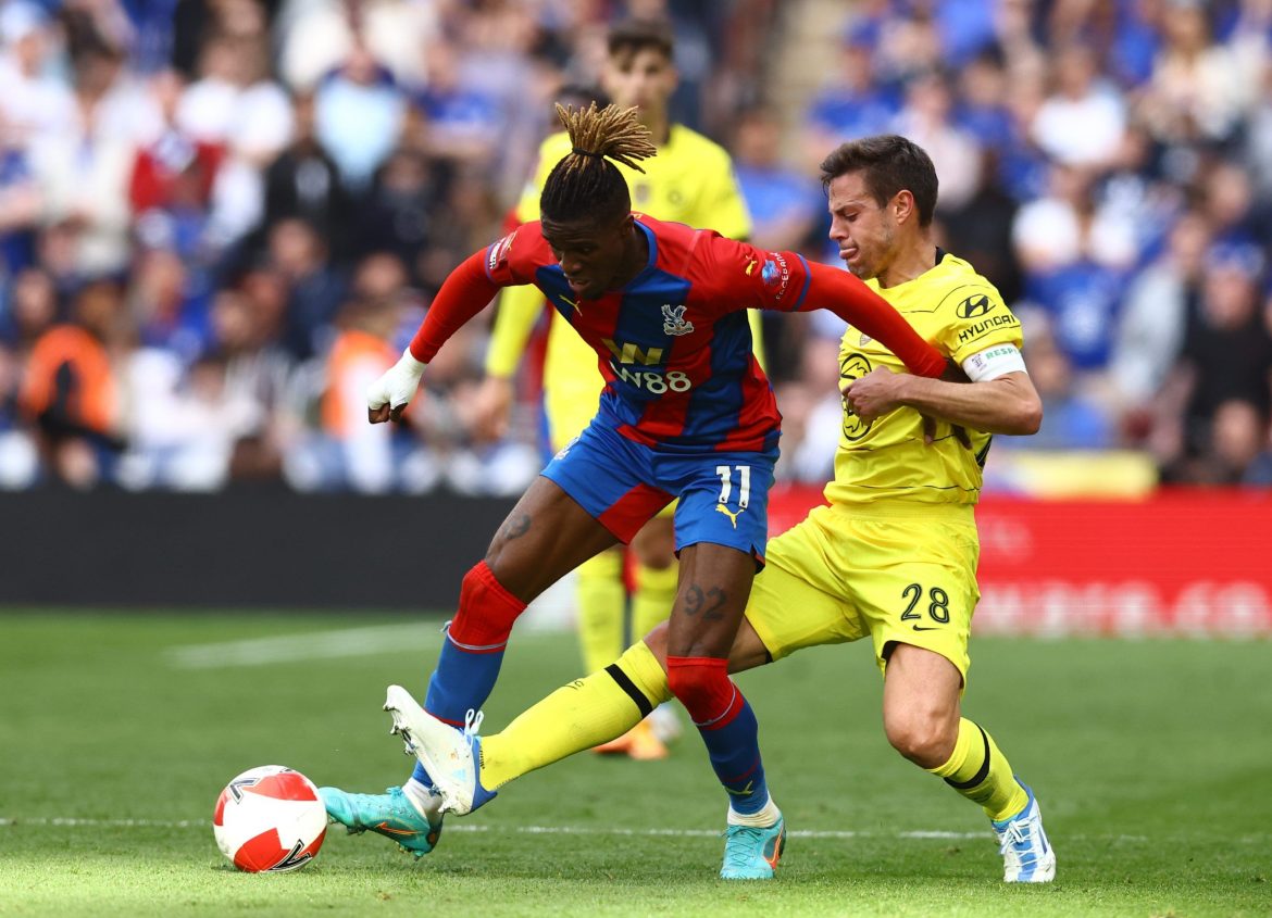 Crystal Palace: Transfer insider names Zaha price tag